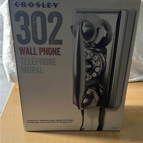 Crosley 302 Wall Phone in Silver - Picture 1 of 7
